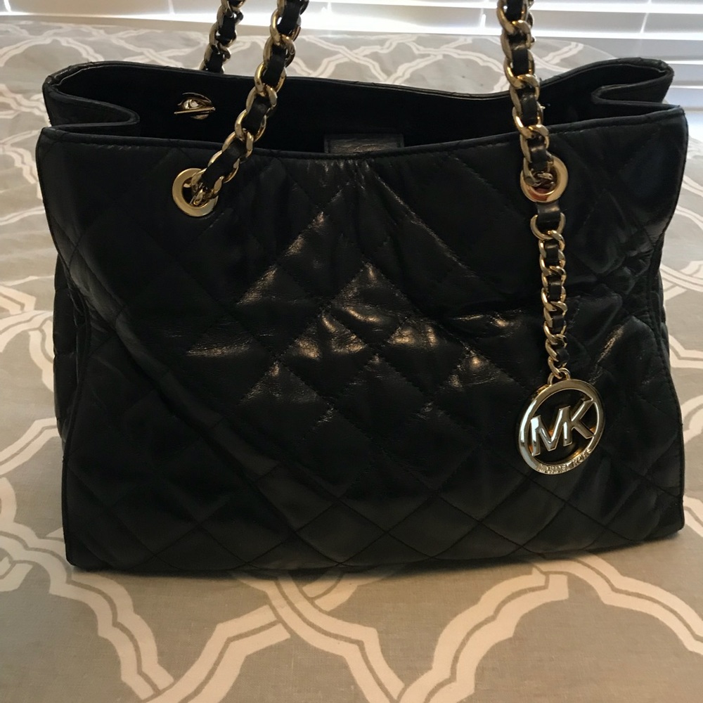 Michael Kors Savannah Saffiano Satchel Handbag